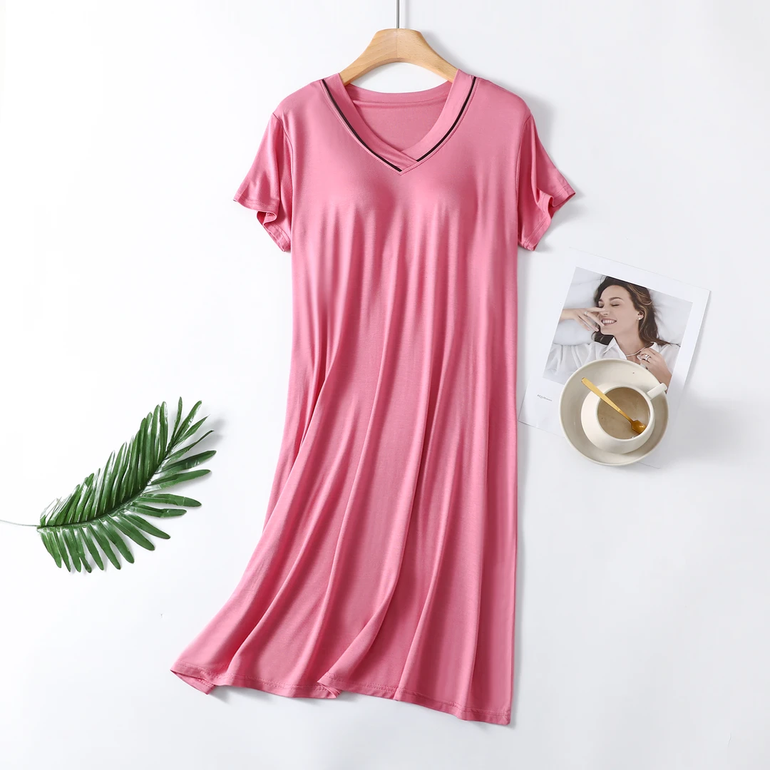 2025夏季新款休闲百搭舒适V领胸垫长裙 82302221