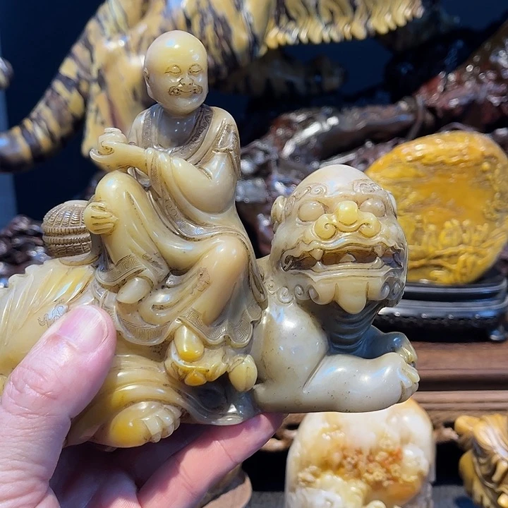 寿山石大**沙艺术品市场