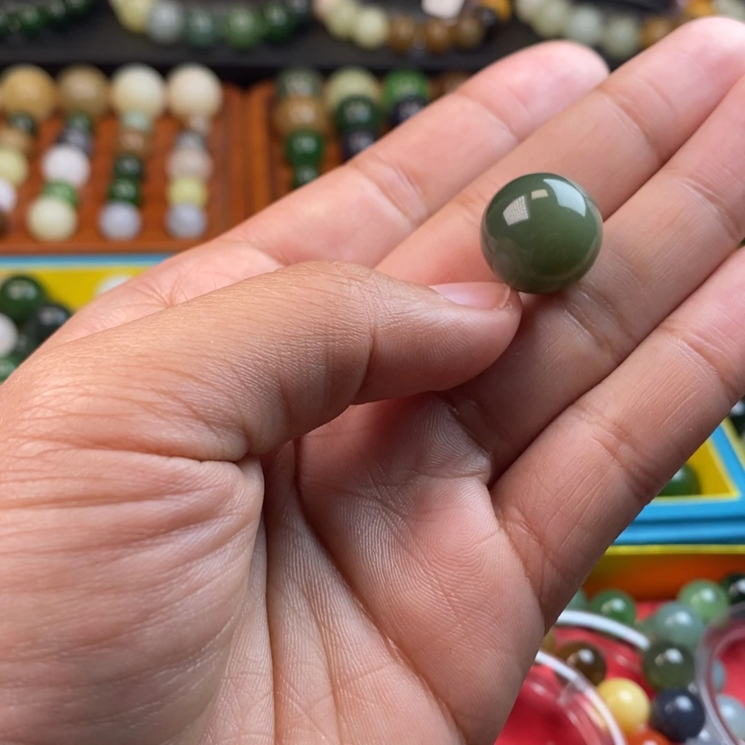 和田玉未镶嵌珠宝奇石卡16