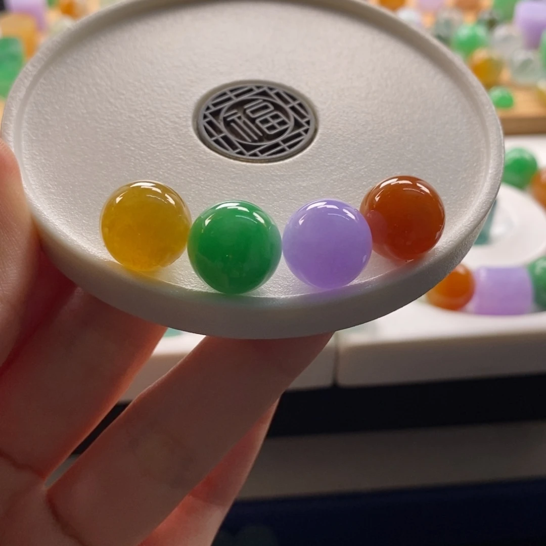 翡翠未镶嵌颈饰四彩多宝圆珠卡12+