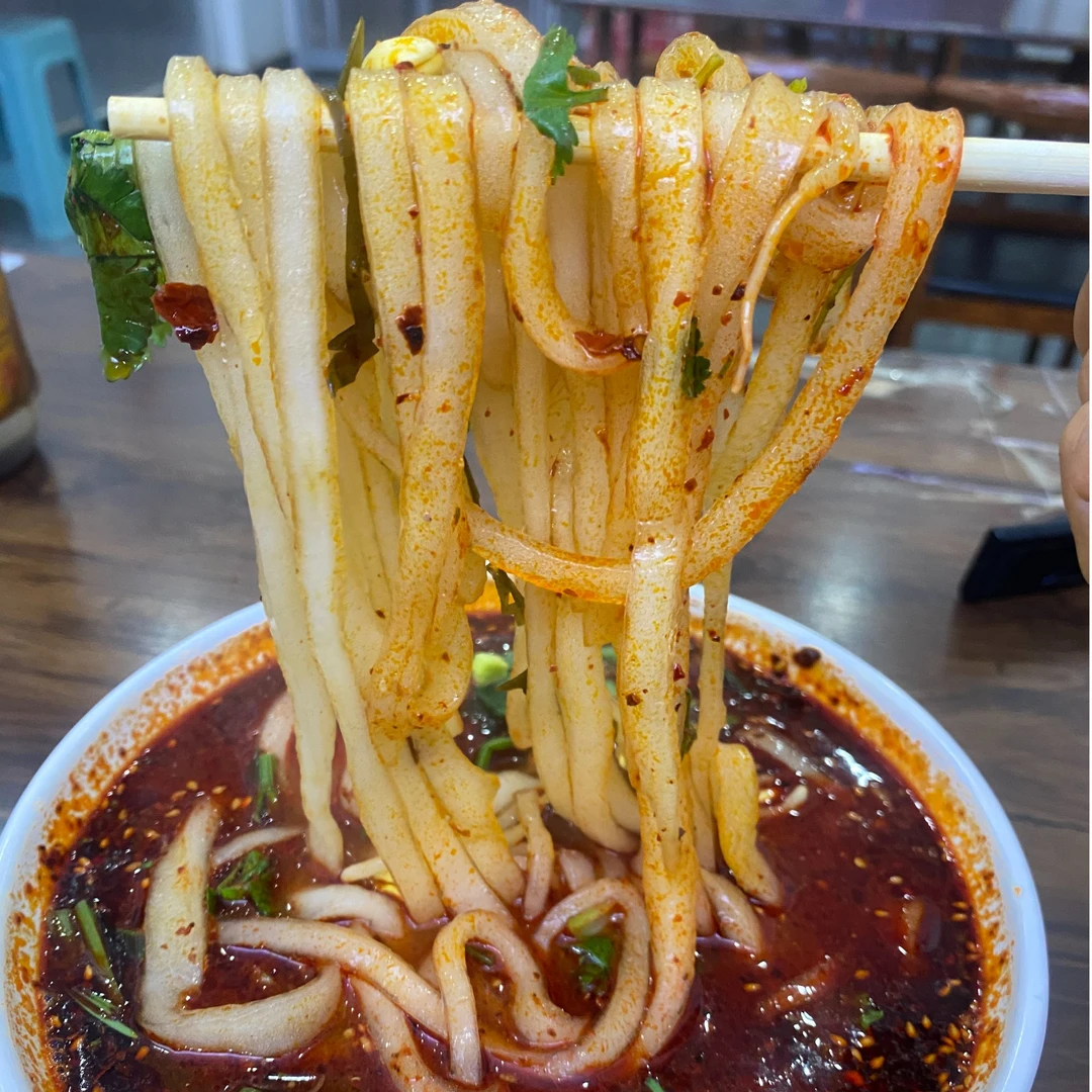 甘肃正宗手工现擀麻辣粉农家手工粉