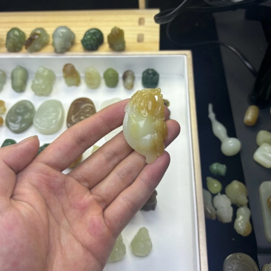 糖白料福豆寓意福在眼前手工雕刻