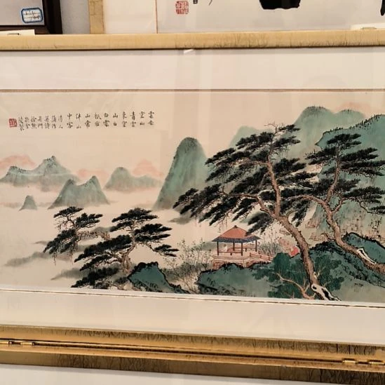国画山水画作精品带框