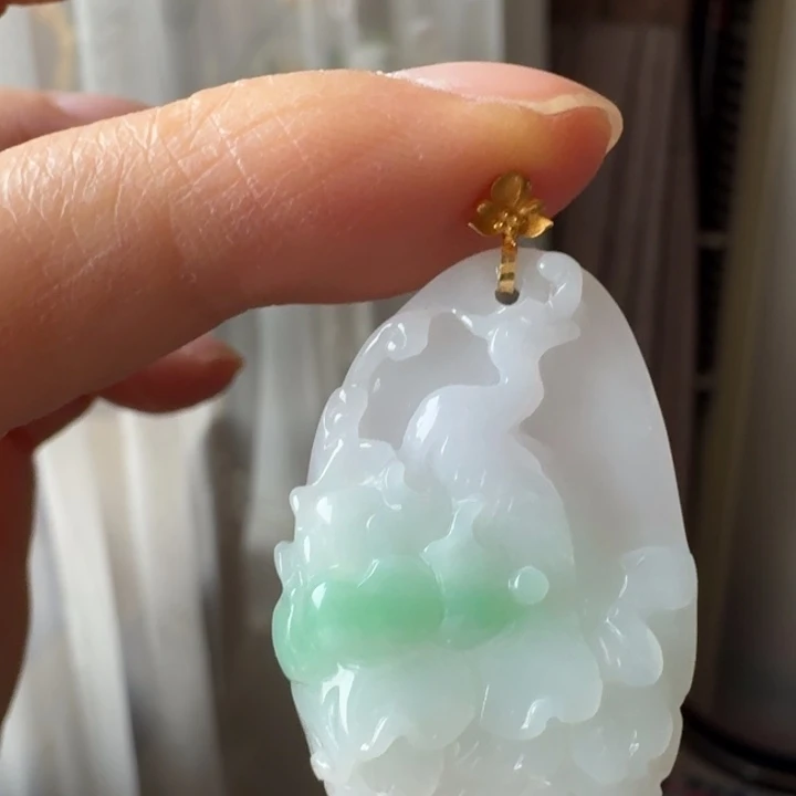 翡翠18K金镶嵌颈饰凤凰