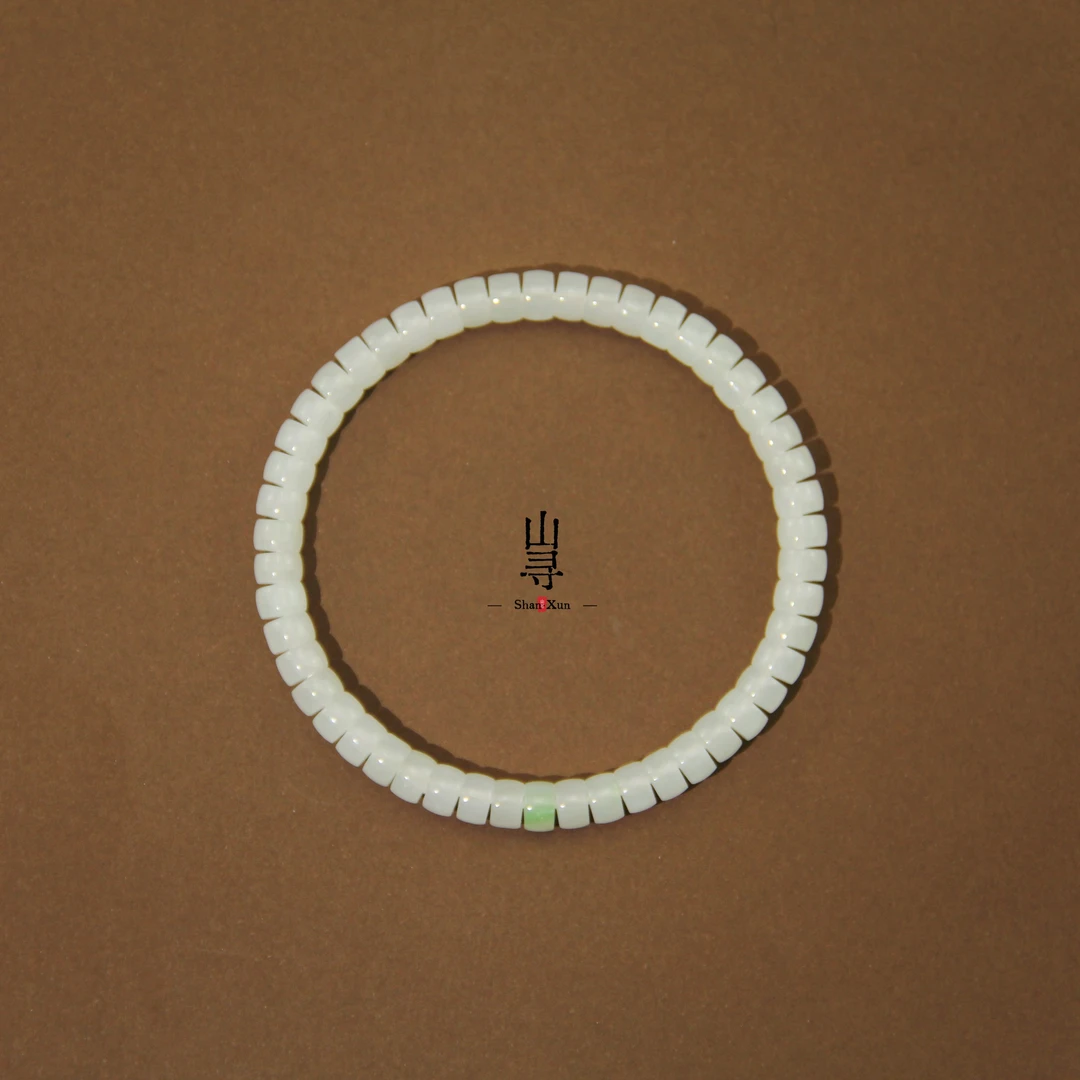 天然和田玉俄料老坑白玉带翠（俄翠）精工药片卡6mm（多样性发其一）