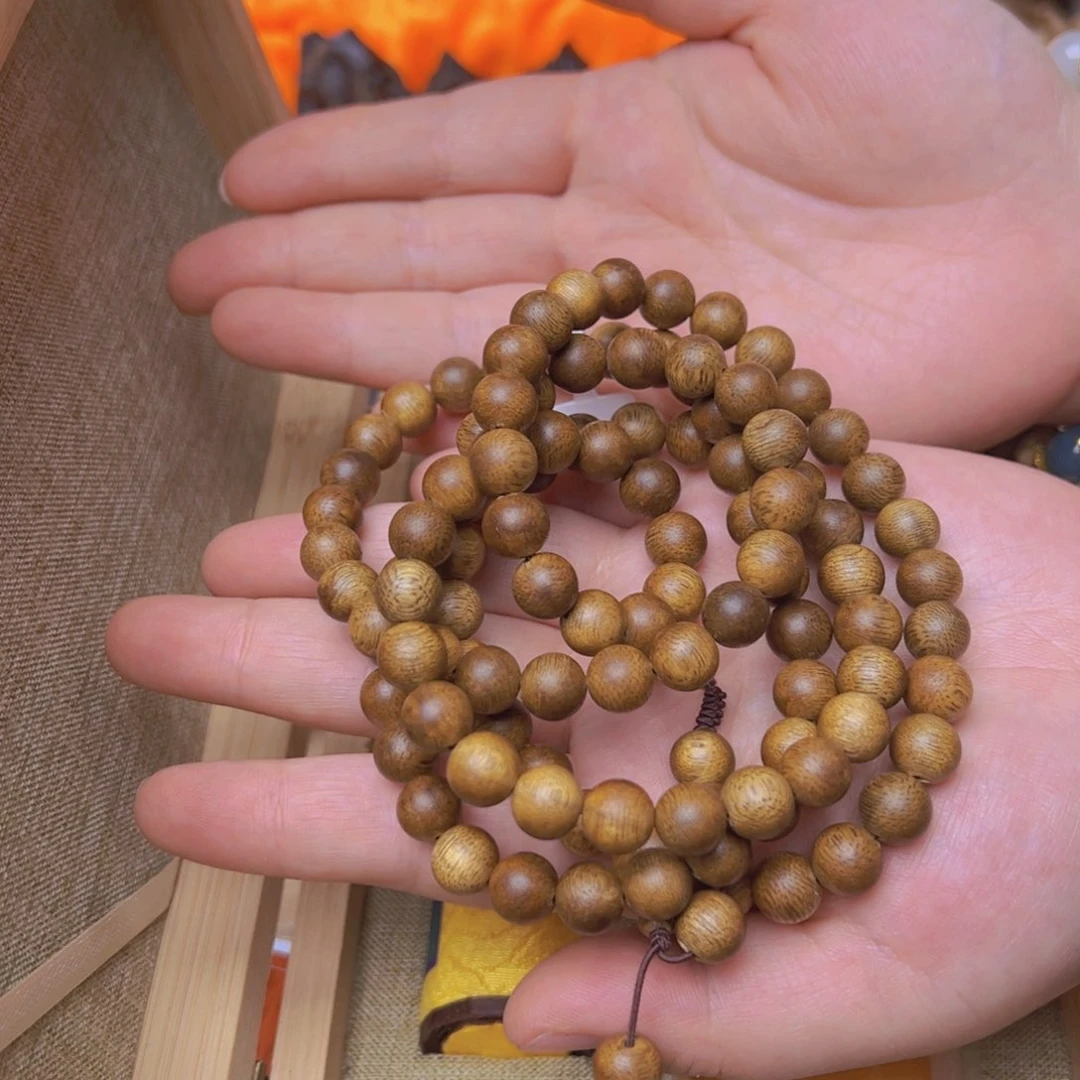 大叶紫檀（黑酸枝木类）