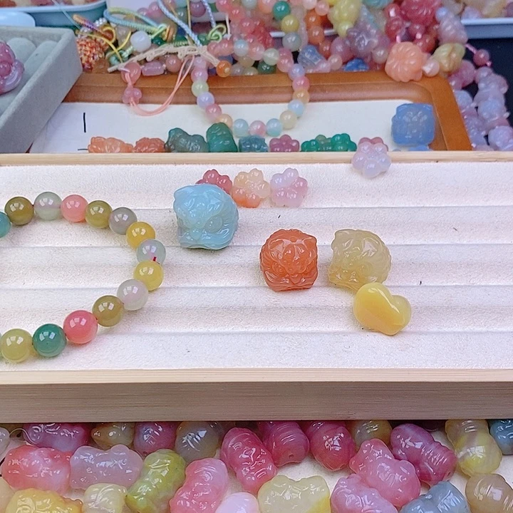 泥***工玛瑙/玉髓手链合金