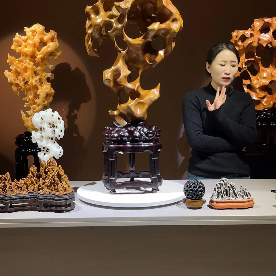 太湖石摆件，高98宽43