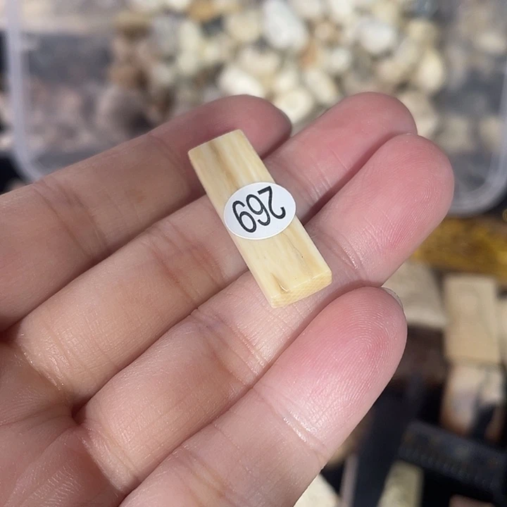 泥塑不打孔联系客服