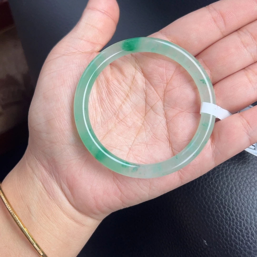 石英质玉未镶嵌手镯54