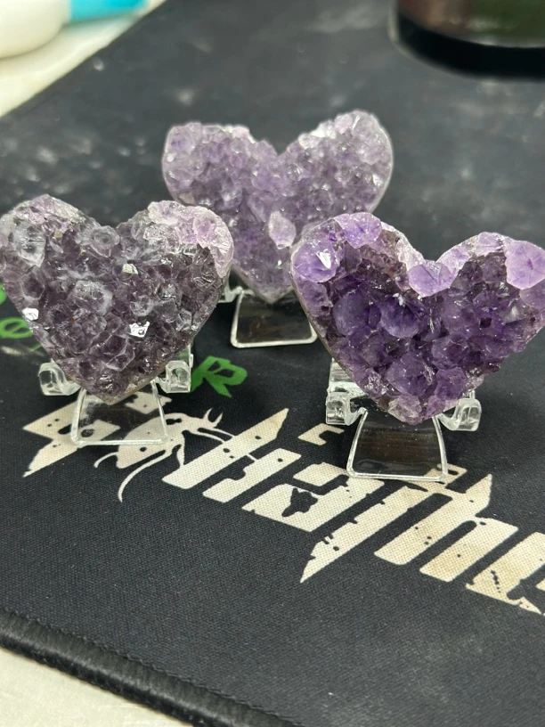 【书记甄选】天然紫水晶爱心摆件 多样性发一件
