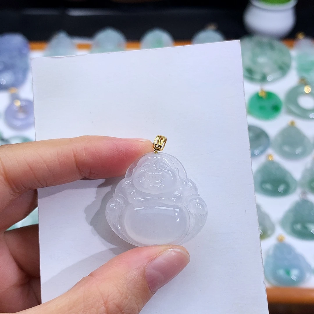 翡翠18K金镶嵌颈饰翡翠吊坠