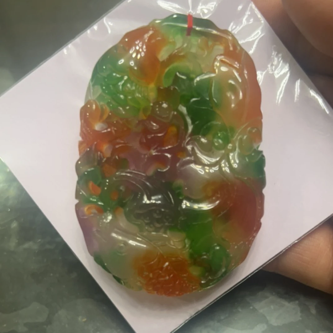 C 213 三彩荷叶双鱼吊坠