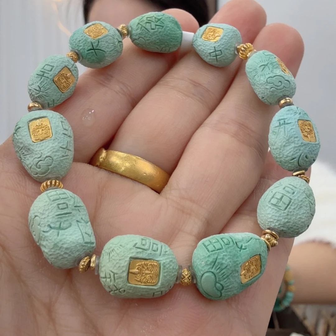 绿松石未镶嵌珠宝奇石