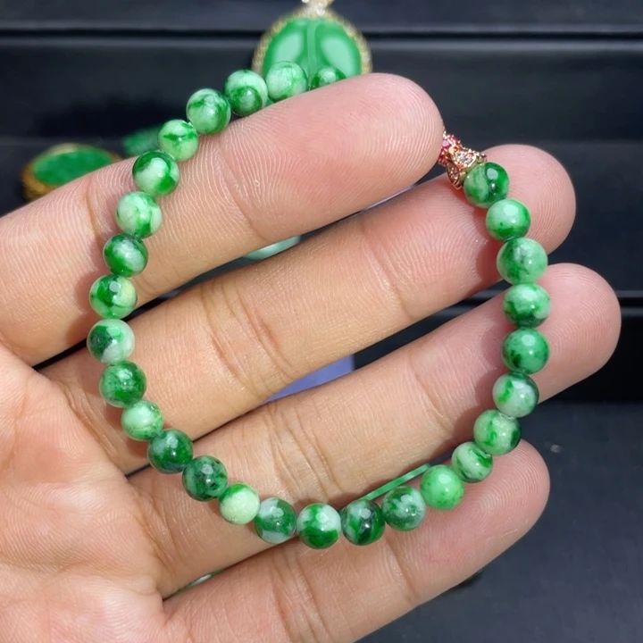 翡翠未镶嵌手串手串