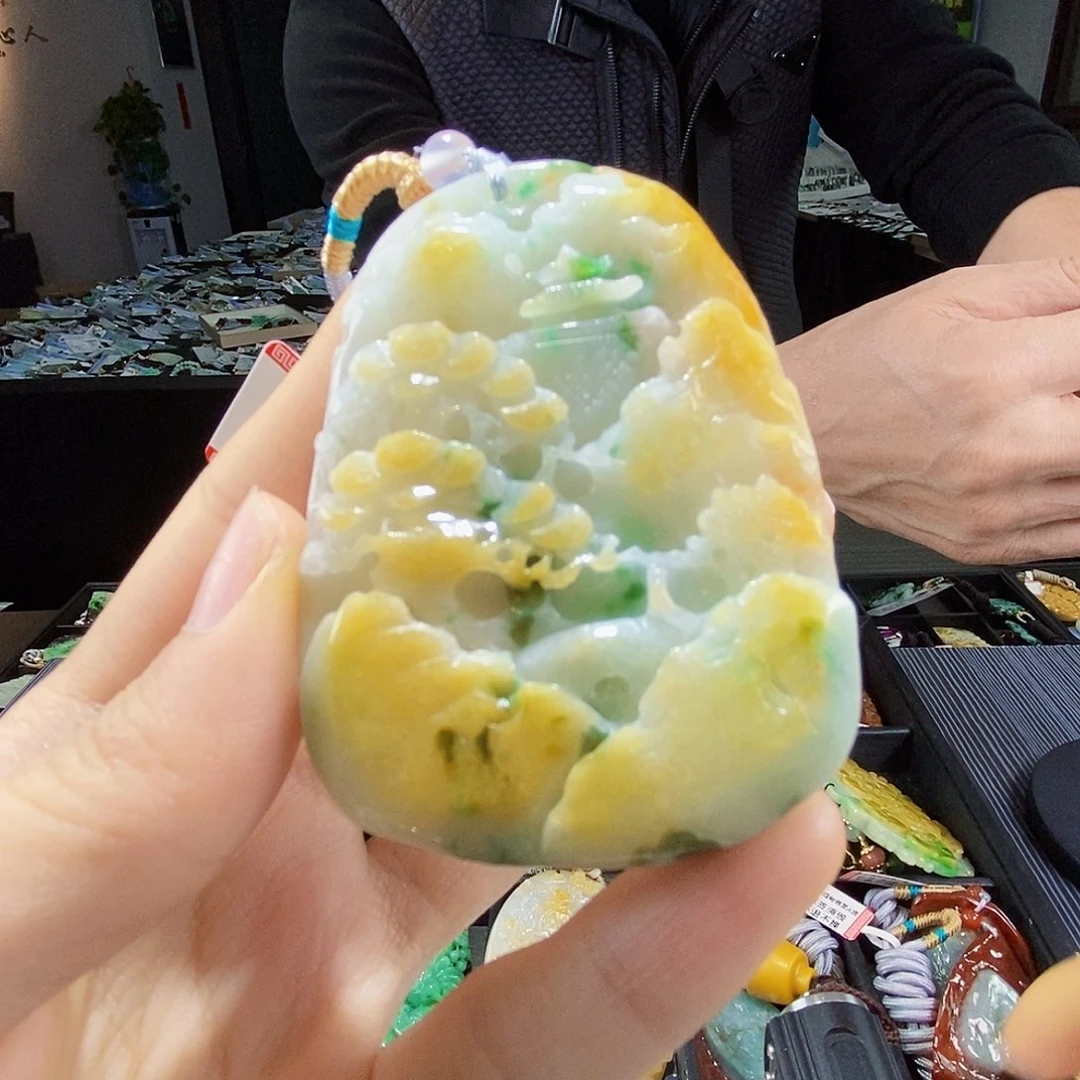 颈饰未镶嵌翡翠翡翠