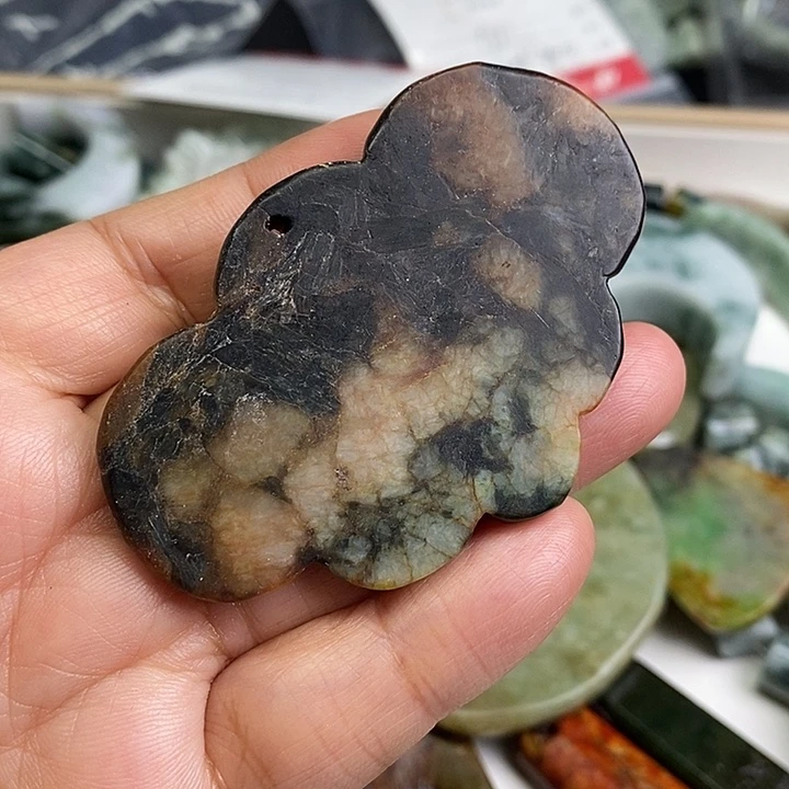 翡翠未镶嵌颈饰天然翡翠77