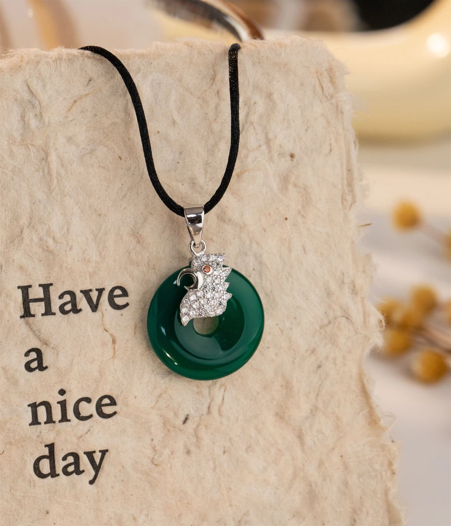 时尚气质百搭平安扣银项坠（单坠颜色随机）