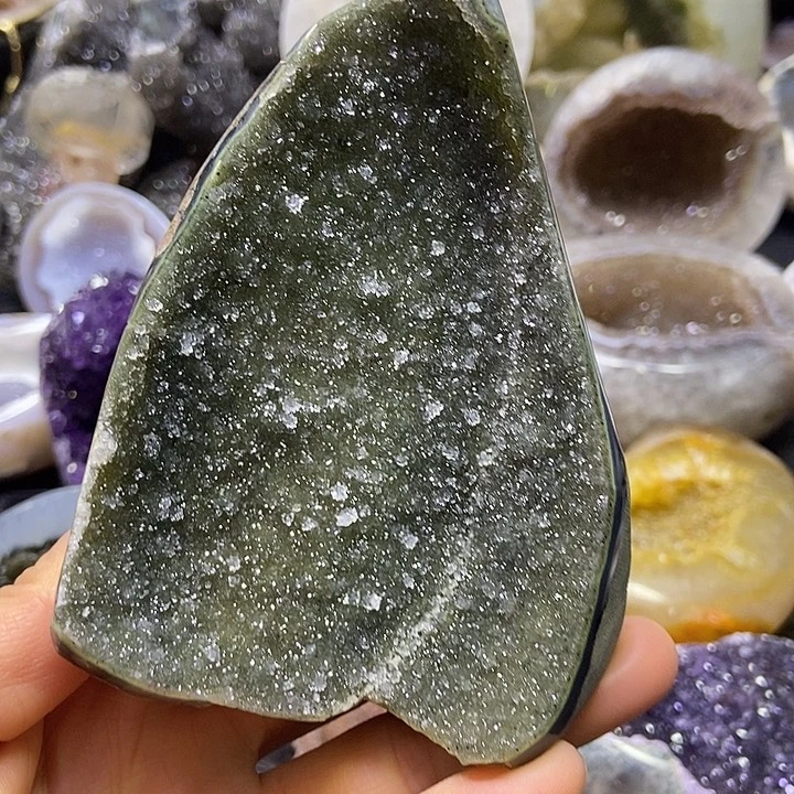 水晶未镶嵌珠宝半成品绿晶屏风