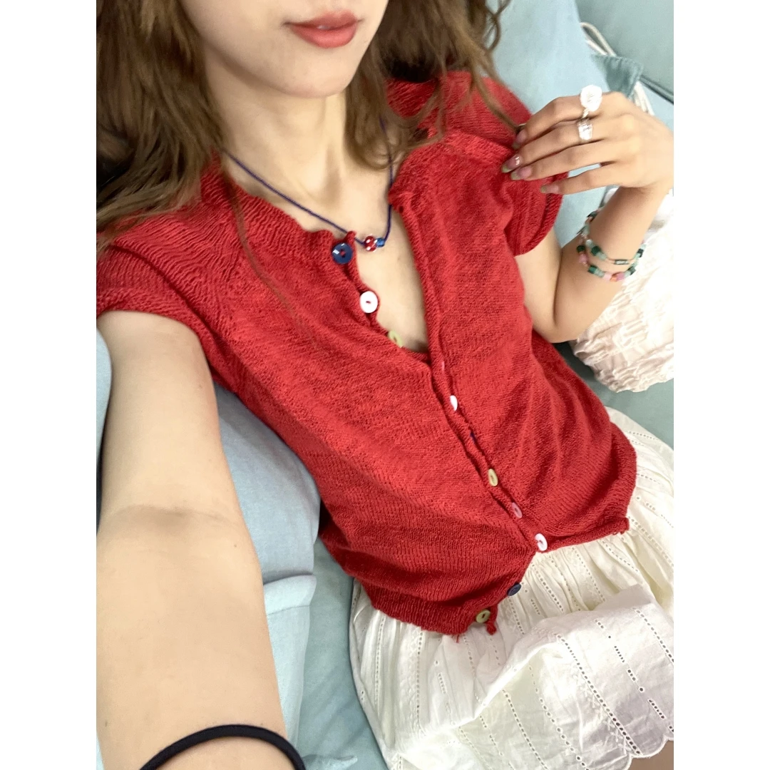 鸿运当头彩色扣子短袖针织小开衫