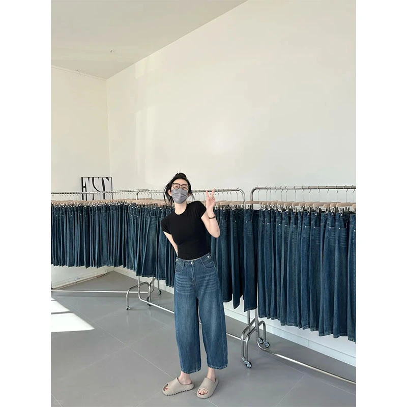 2025秋夏新款气质高级感短款T恤打底上衣高腰百搭休闲做旧牛仔裤