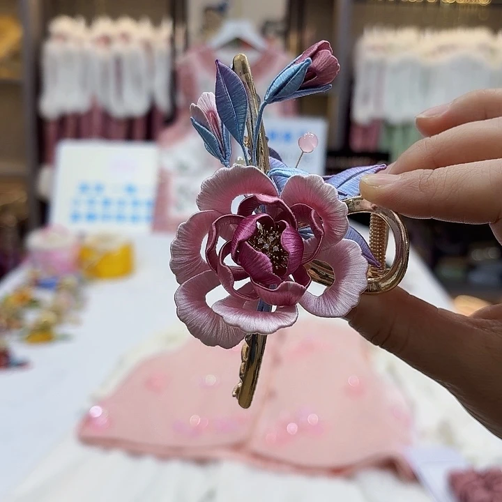 云*措非遗传承人的精神