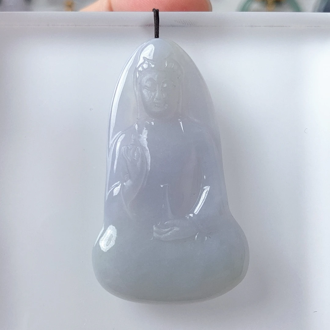翡翠未镶嵌颈饰观音
