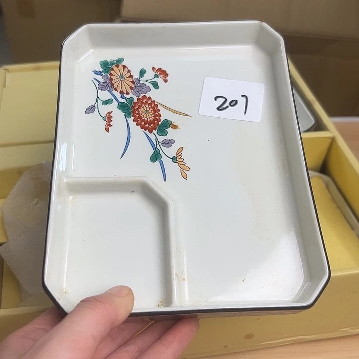 瓷片123336655547886665555