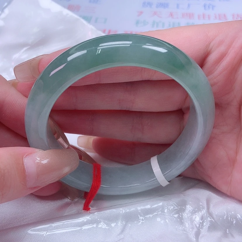 【闪购商品】未镶嵌手镯翡翠56