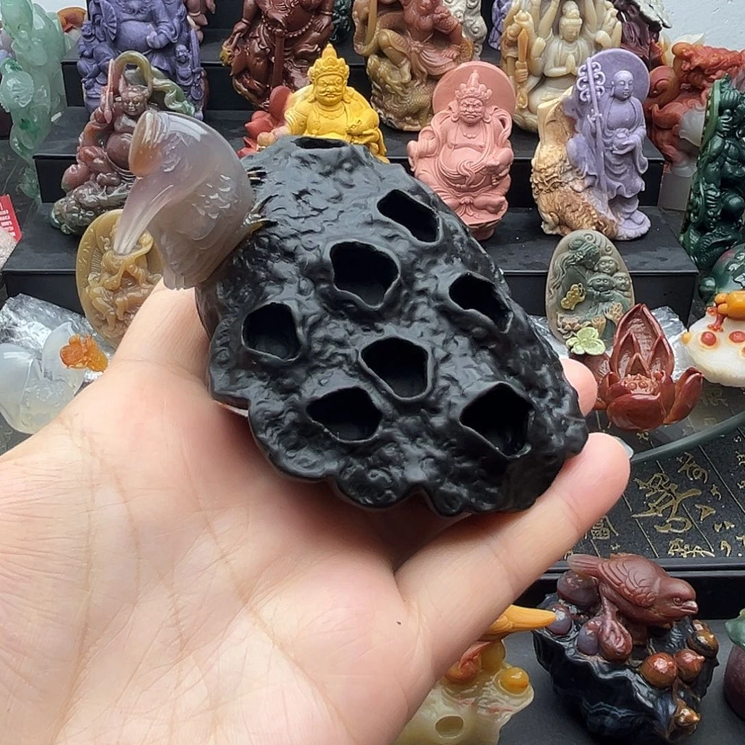 石英岩玉未镶嵌颈饰