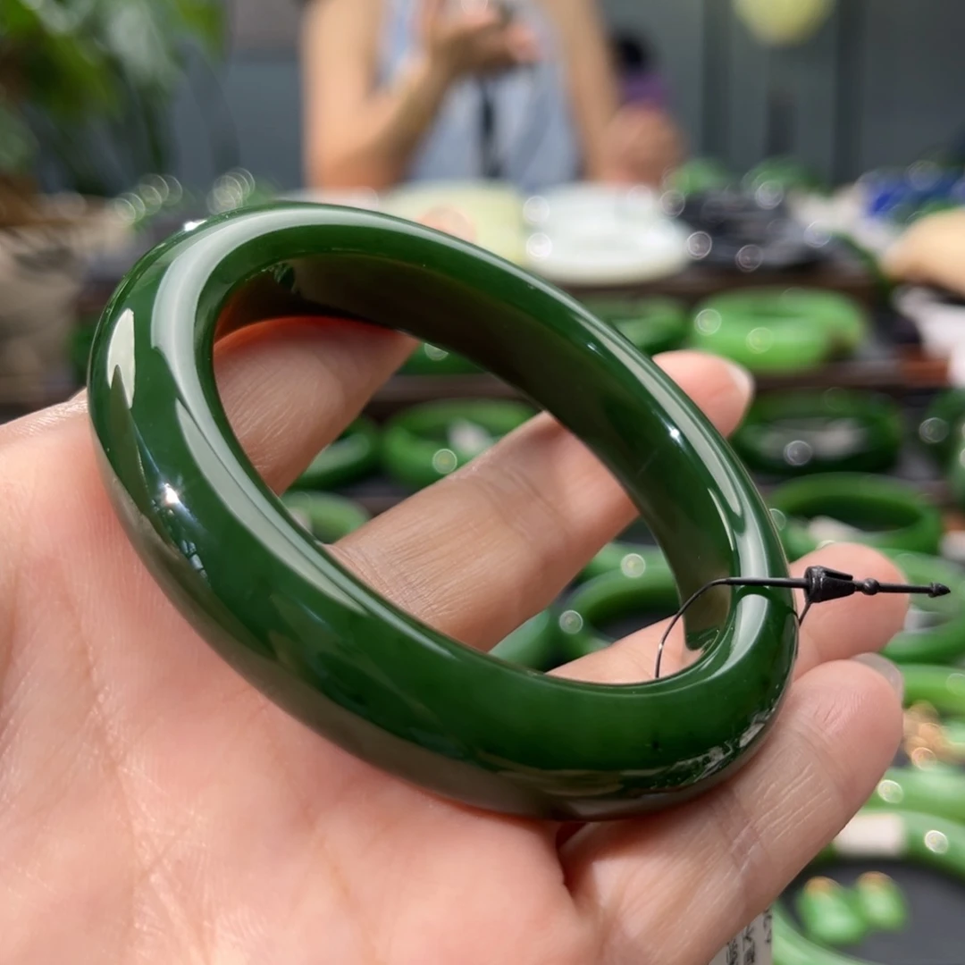 和田玉（碧玉）手镯未镶嵌