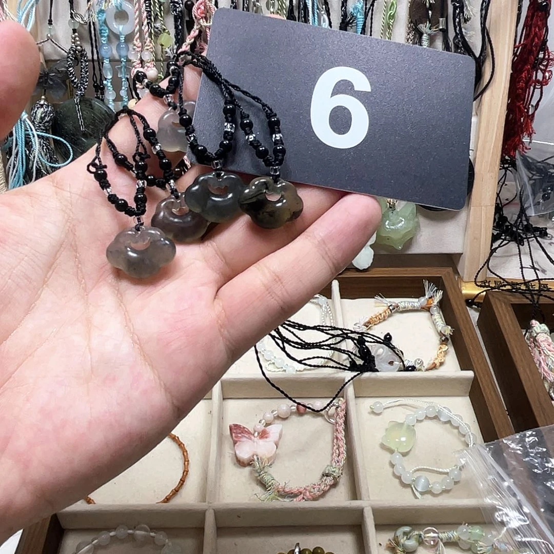 蛇纹石玉合金颈饰