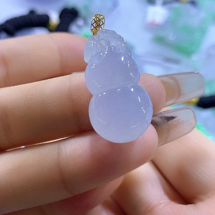 翡翠18K金镶嵌颈饰天然翡翠A货吊坠