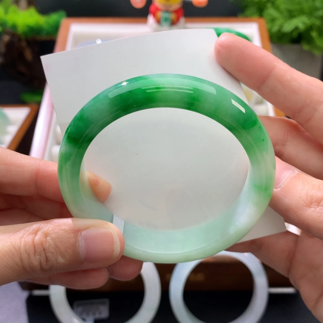 翡翠未镶嵌手镯闪购 14