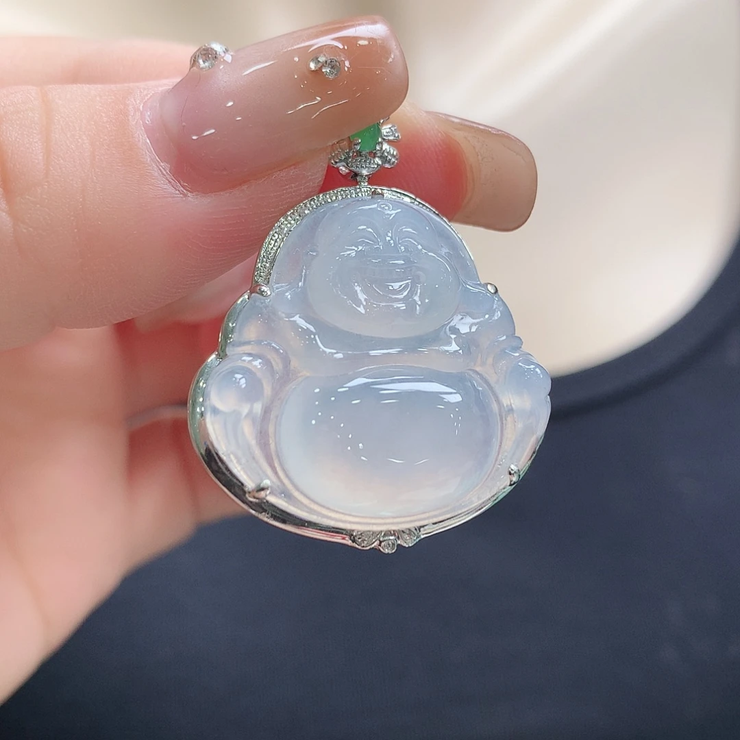 翡翠18K金镶嵌颈饰佛公