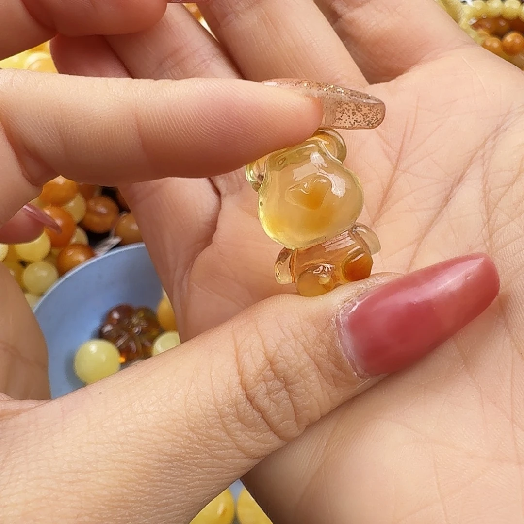 琥珀未镶嵌珠宝奇石