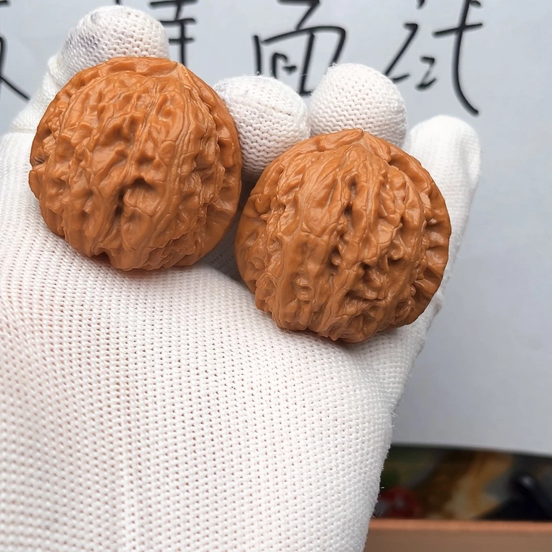 吊坠文玩核桃全品三角白