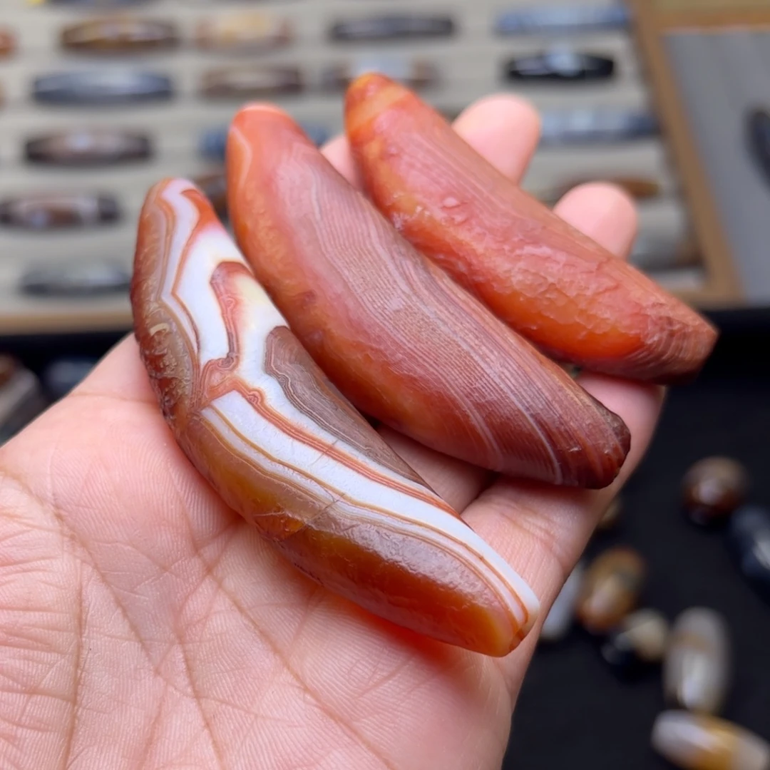 九***～玛瑙/玉髓未镶嵌颈饰