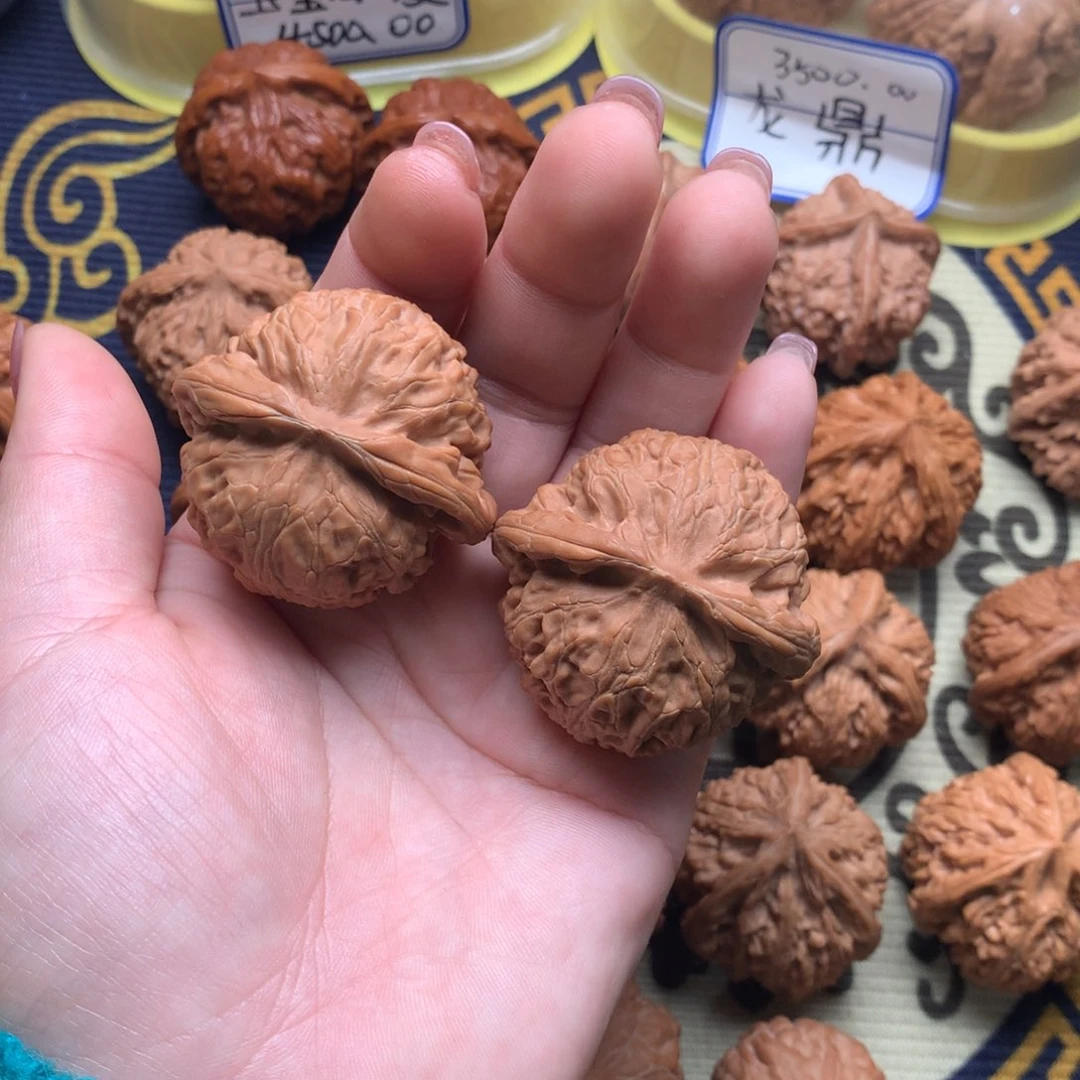 文玩核桃吊坠42宫灯