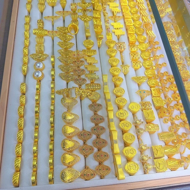铜合金戒指 爱纳扎尔不易掉色时尚百搭个性新款金色戒指001679466