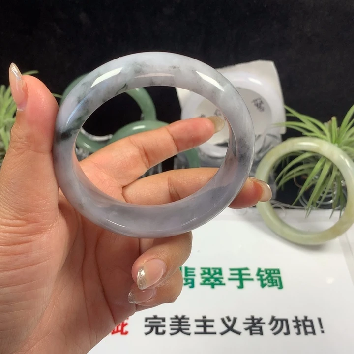 翡翠未镶嵌手镯94