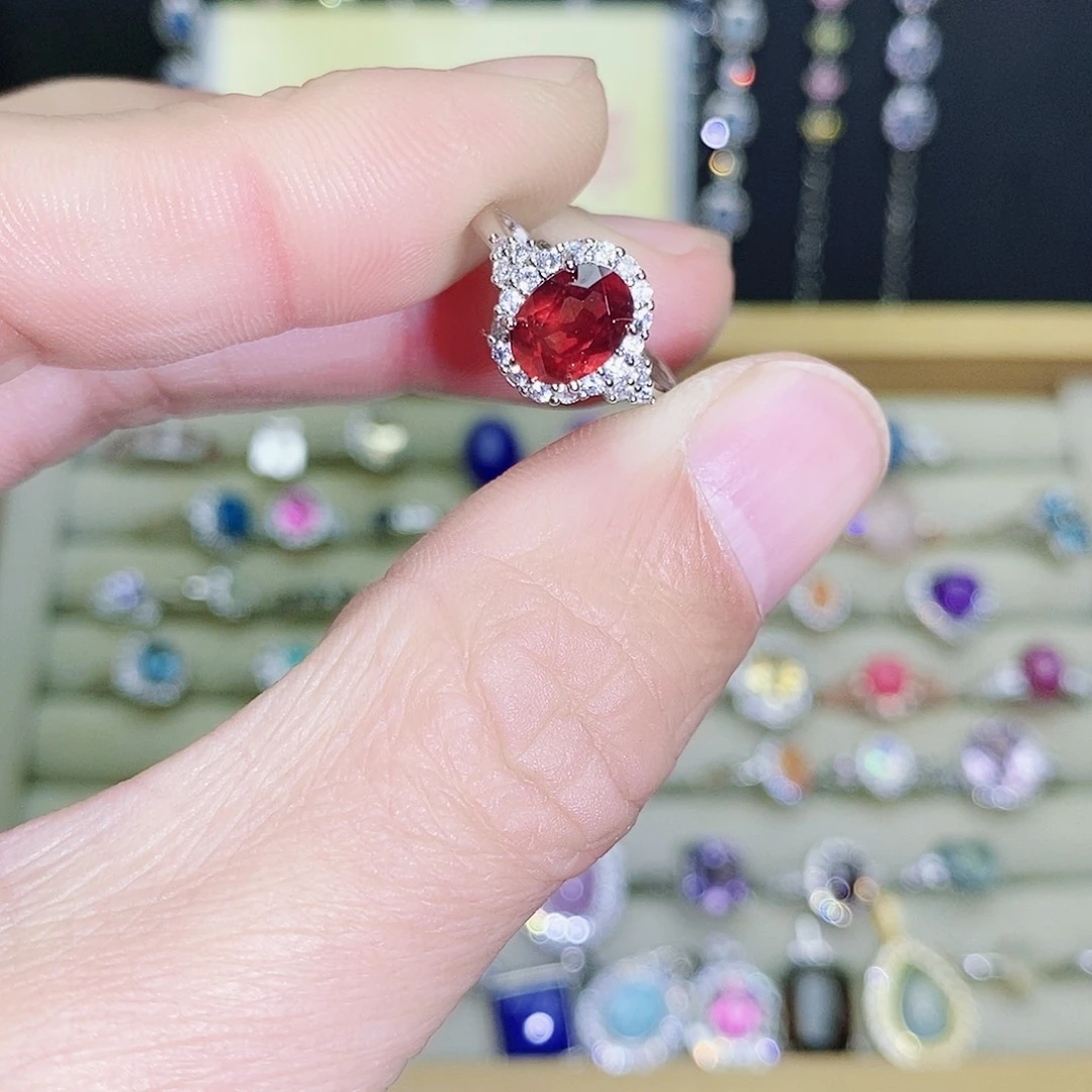 未镶嵌戒指石榴石