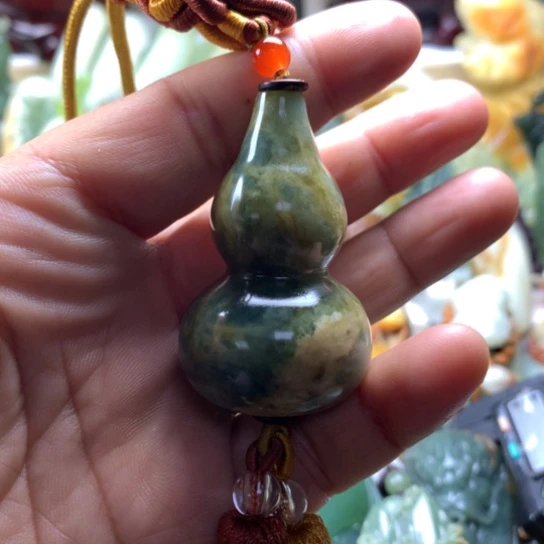 蛇纹石玉未镶嵌岫玉手把件