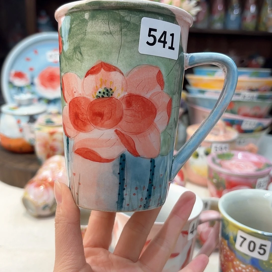 瓷片兔兔好可爱呀打