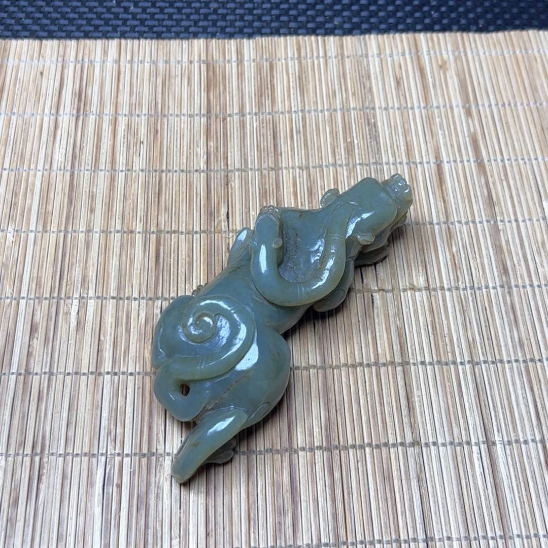 未镶嵌和田玉把件