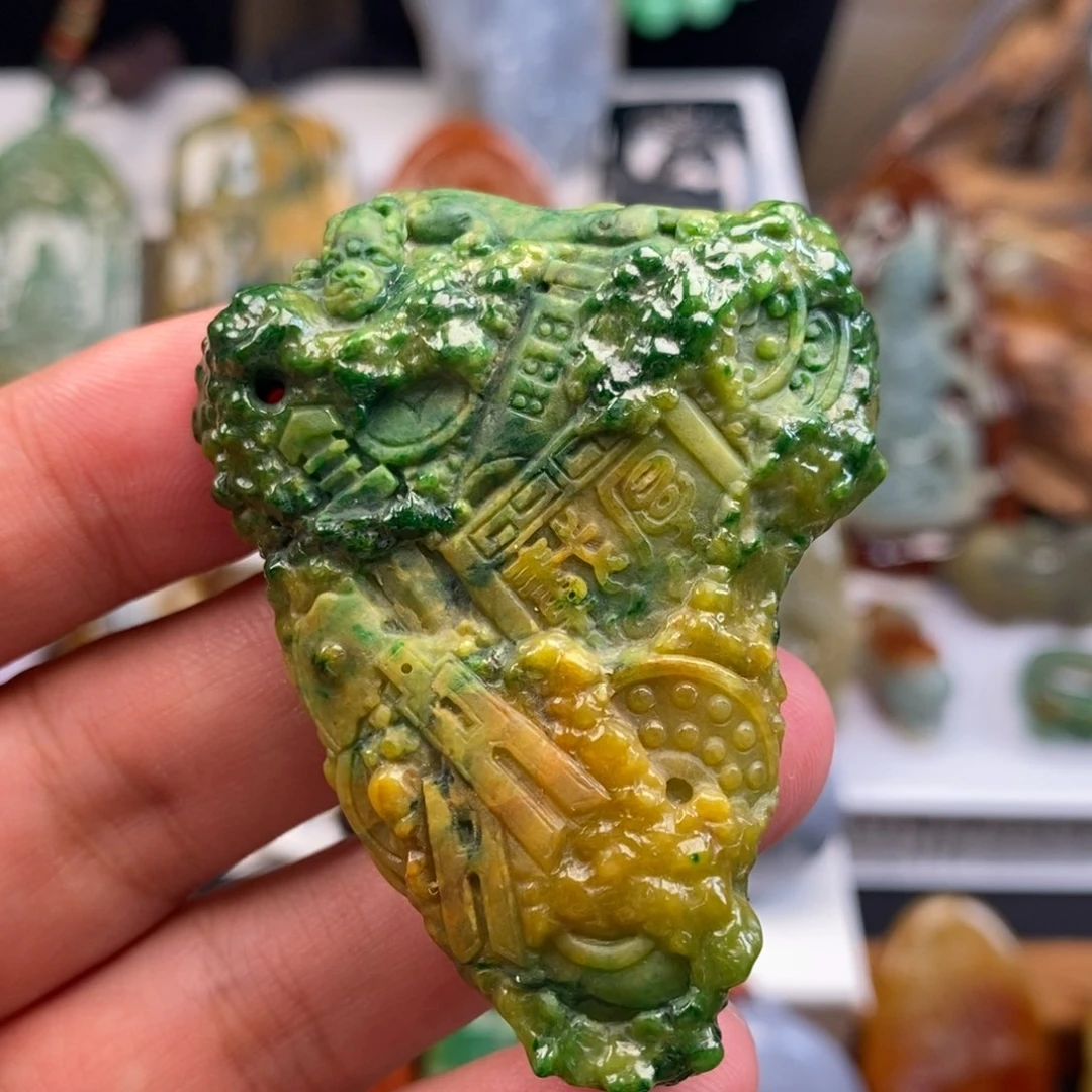 颈饰未镶嵌翡翠缅甸天然翡翠八破