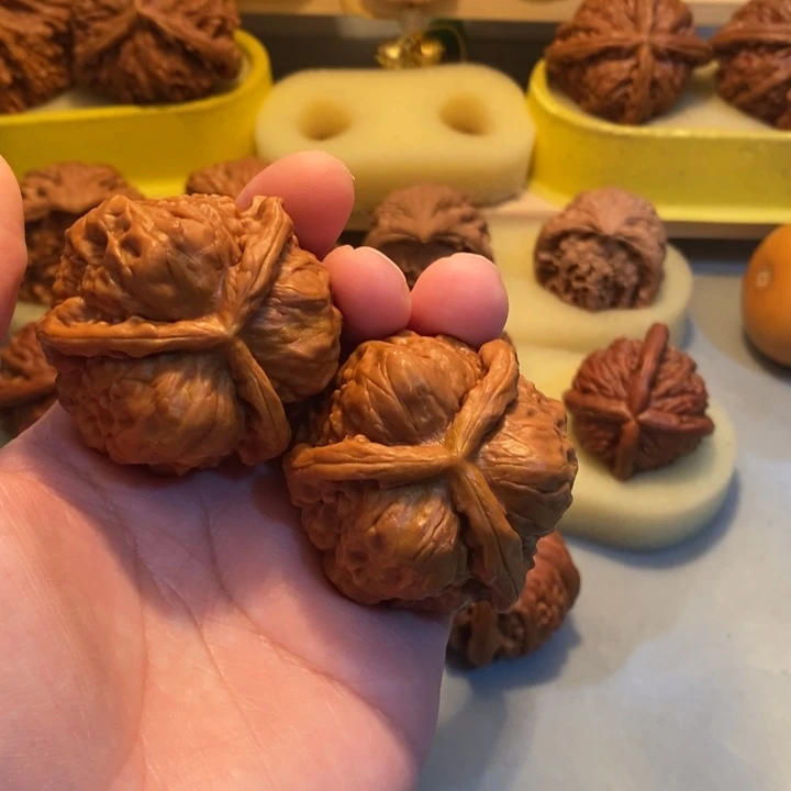 光***瑞吊坠文玩核桃jjjnn