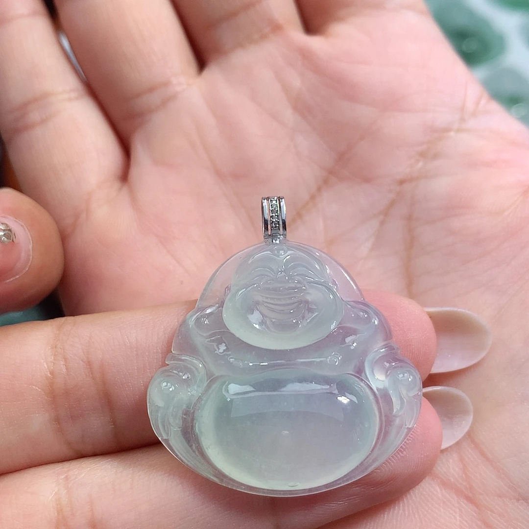 御***房翡翠未镶嵌颈饰佛公