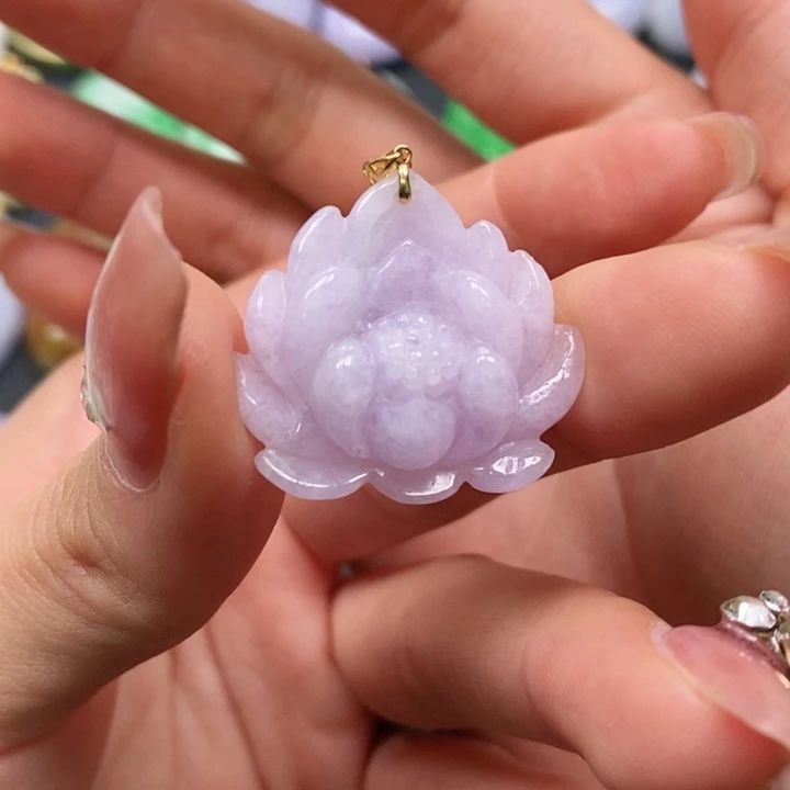 翡翠颈饰未镶嵌吊坠