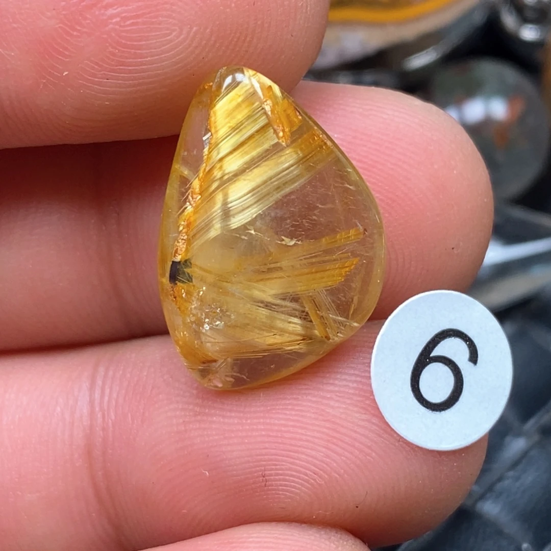 甜***子未镶嵌水晶颈饰水晶